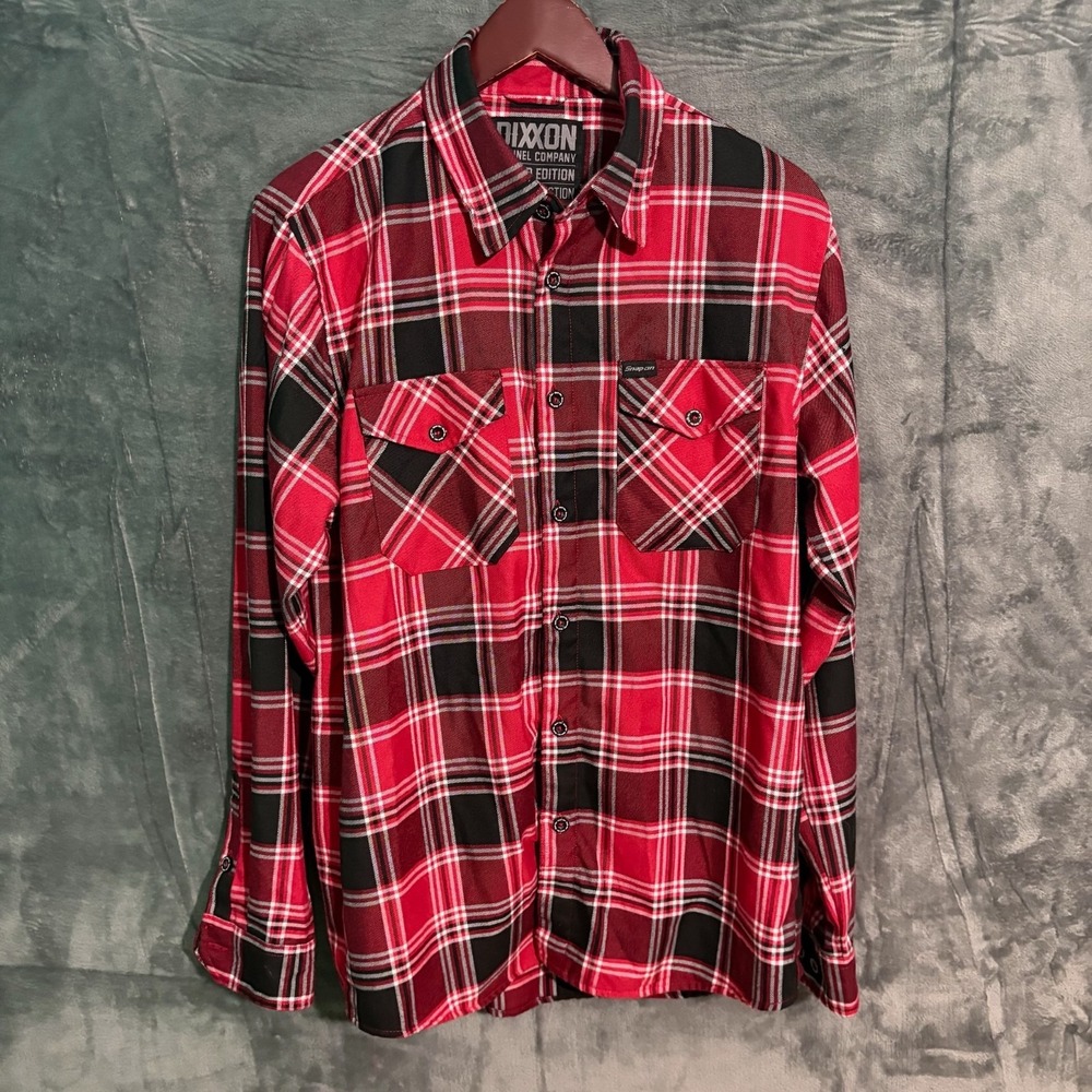 Dixxon Flannel Mens Medium Red Long Sleeve Button Down